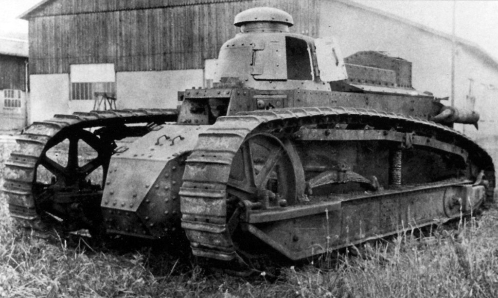 Опытный танк от Delaunay-Belleville, построенный в 1919 году. На нем скорее обкатывалась общая концепция будущего Char B.