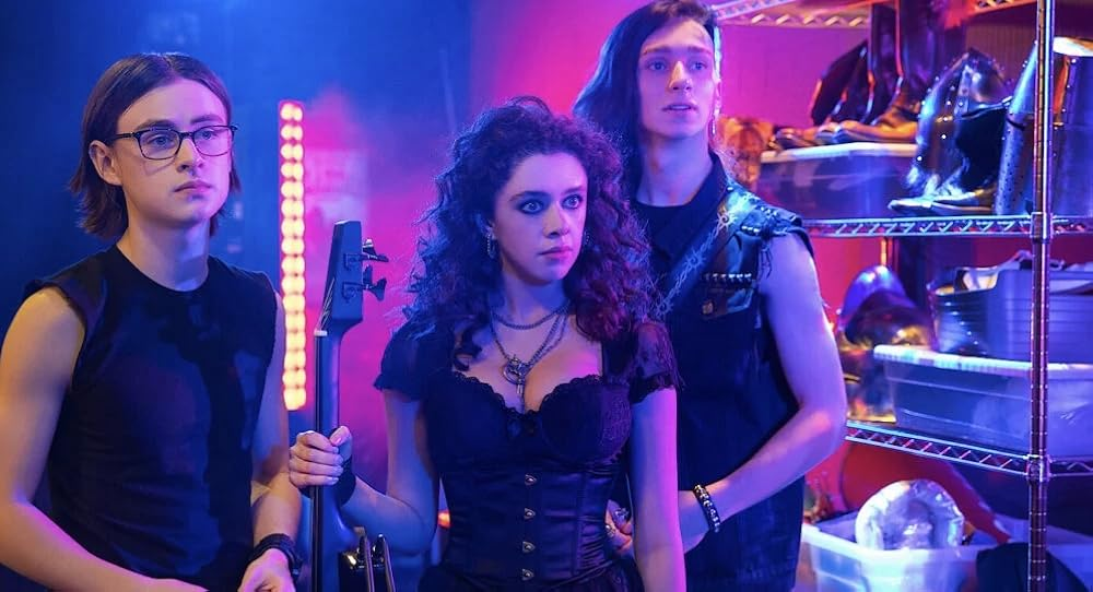 Кадр из фильма «Metal Lords». Режиссер: Питер Соллетт. Производство: Bighead Littlehead