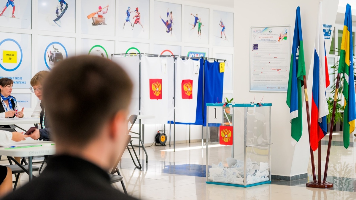    В Югре общественные наблюдатели проходят подготовку к выборам