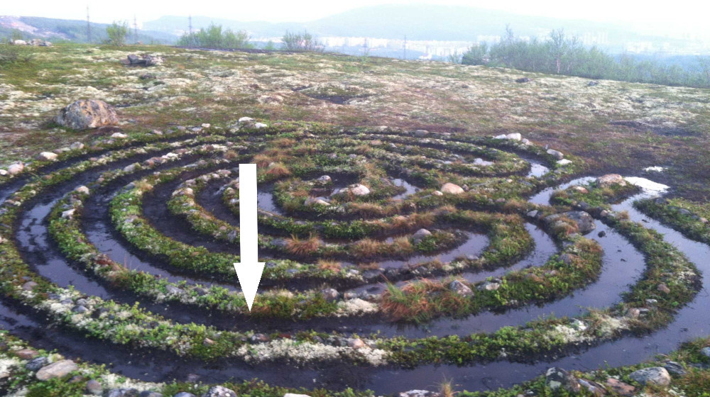    Каменные лабиринты Кольского полуострова