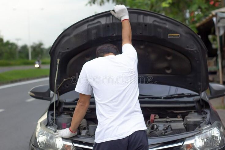 Фото заимствовано - https://ru.pinterest.com/pin/mechanic-wearing-gloves-open-car-hood-checking-car-engine-oil-while-parked-on-the-road-after-car-breakdown-problem-stock-photo-i--1051027631770870181/