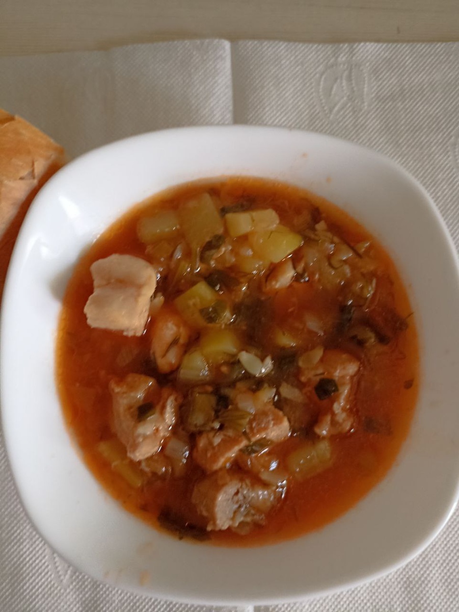 в сезон кабачков и баклажанов обязательно готовлю на всю семью овощное рагу с мясом