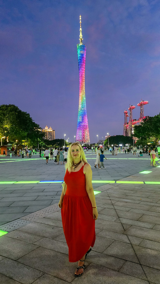 Гуанчжоу Кантонская башня 