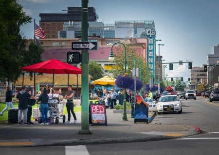    Эксперт рассказал, почему в США удивлены согласием Путина встретиться на Аляске