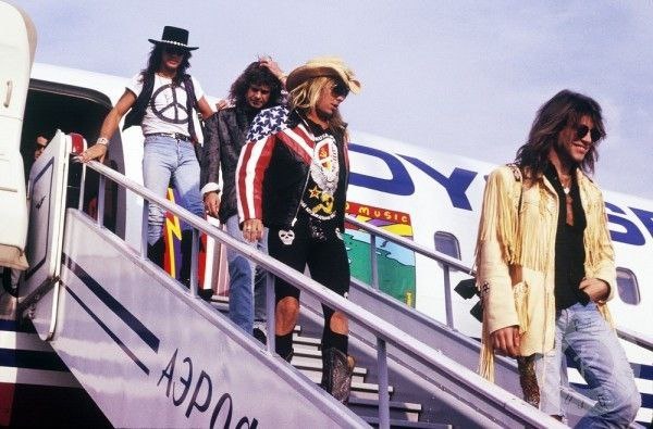 ( Ричи Самбора, Оззи Озборн, Винс Нил , Джон Бон Джови) фото из открытых источников.