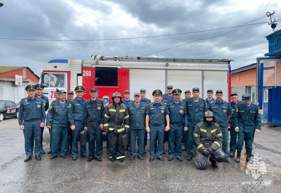   Коллектив 26-й пожарно-спасательной части Новоалтайска. Источник: ГУ МЧС по Алтайскому краю