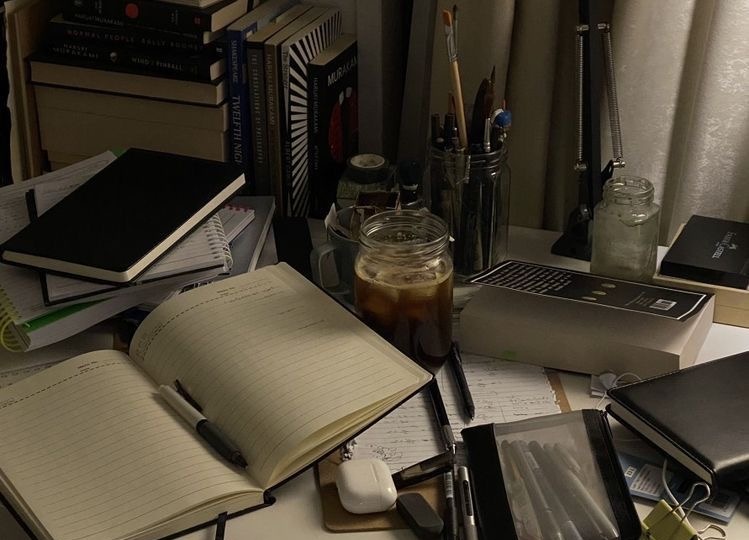 Мечтал о карьере - теперь мечтаю только поспать»: Как нервная система кричит о помощи через физическое истощение