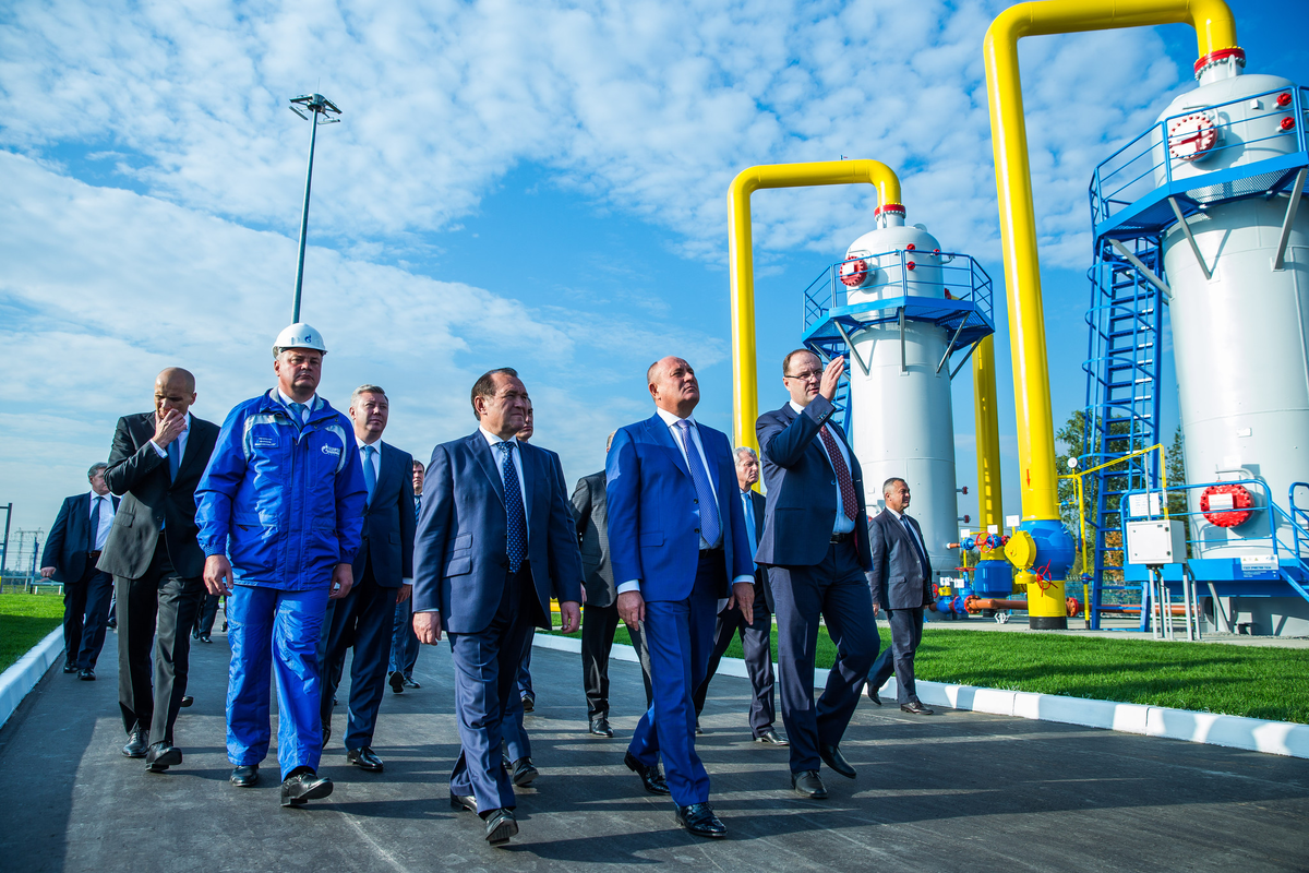 Фото Миллера с открытия цеха Газпрома