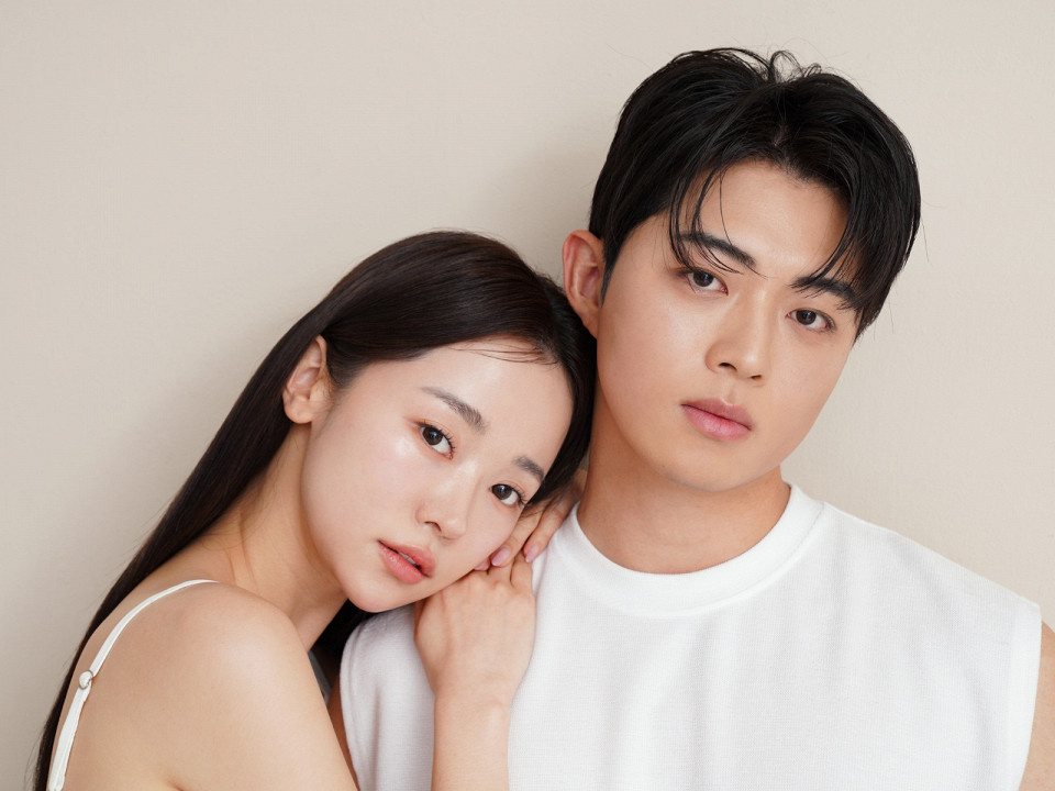 Hidden Stitch / Shutterstock.com
