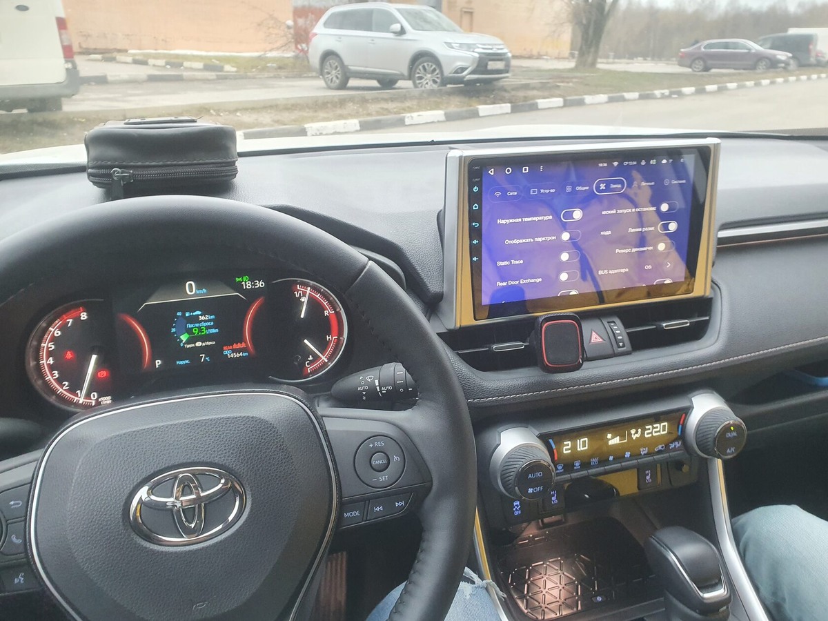 магнитолы на андройд с оптическим аудиовыходом вполне себе хороши и я бы даже сказал отличны