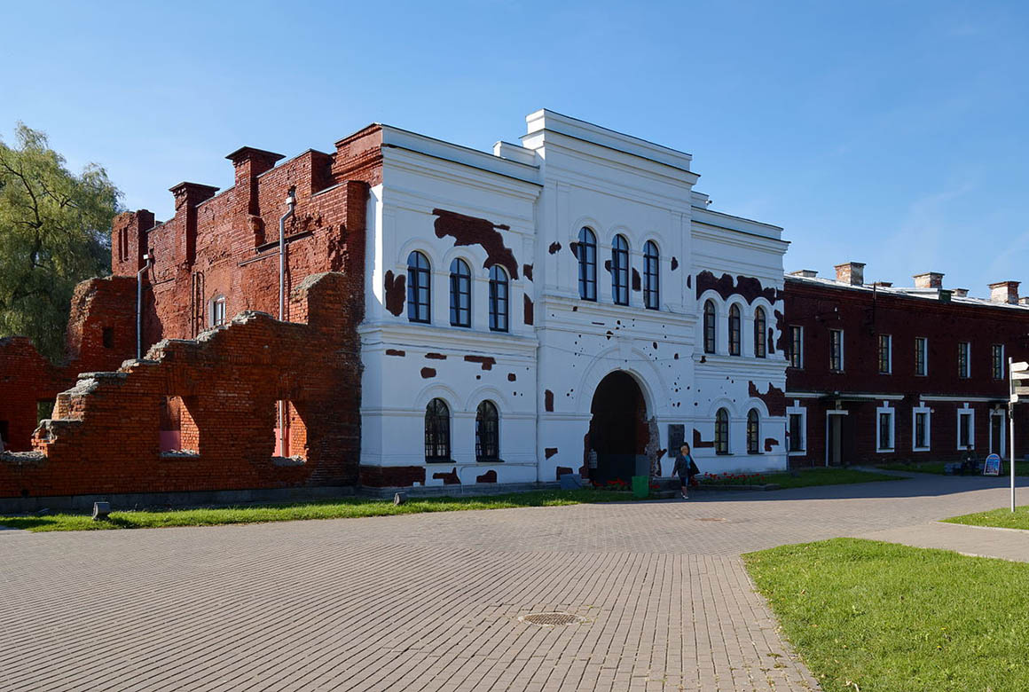 В Брестской крепости (Alexxx1979 / Wikimedia)