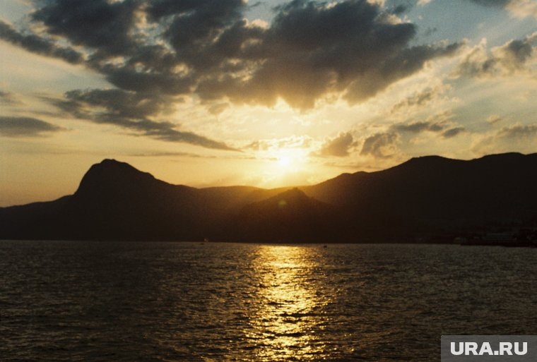  Вероятной причиной гибели режиссера Бутусова стало мертвое волнение на море  📷
