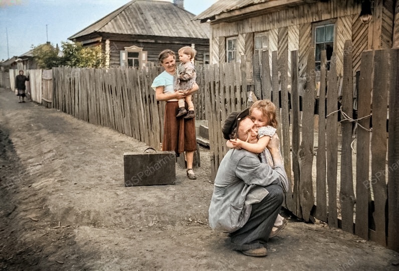 Подборка душевных и ярких фотографий деревенской жизни в СССР. 20 раскрашенных фотографий. Часть 4