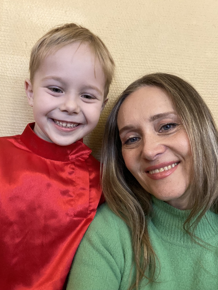 Улыбнитесь и вы почувствуете, как ваше настроение начнет меняться в лучшую сторону!👌🙂