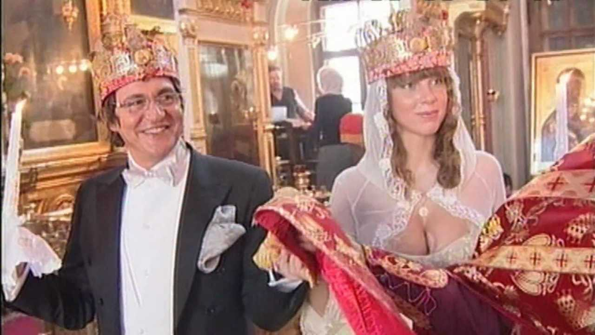 Тьфу, срамота. 