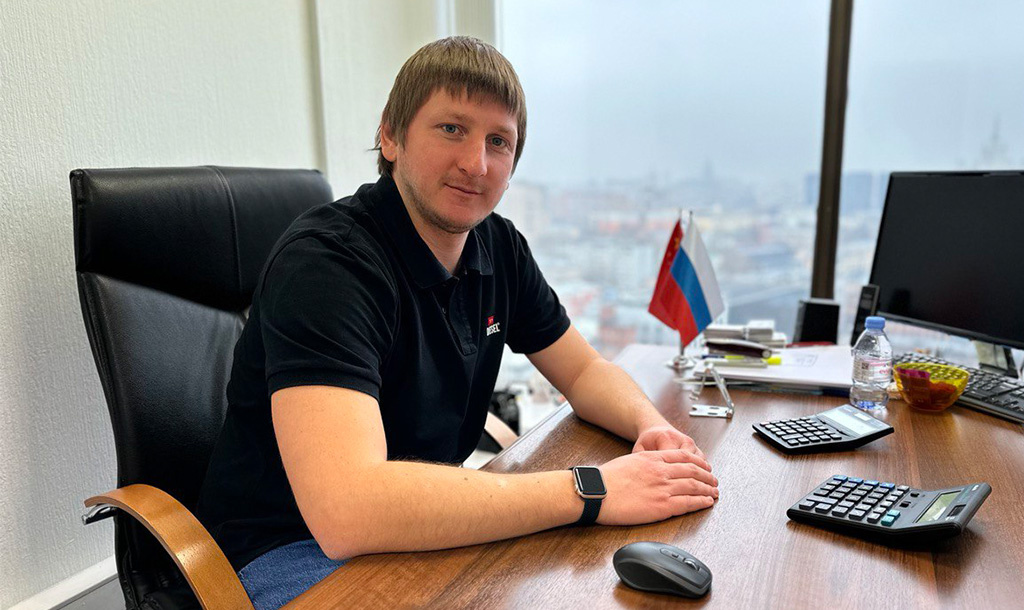 Артём Дрозд, сотрудник отдела продаж коммунальной и дорожно-строительной техники ООО «Технотрейд»