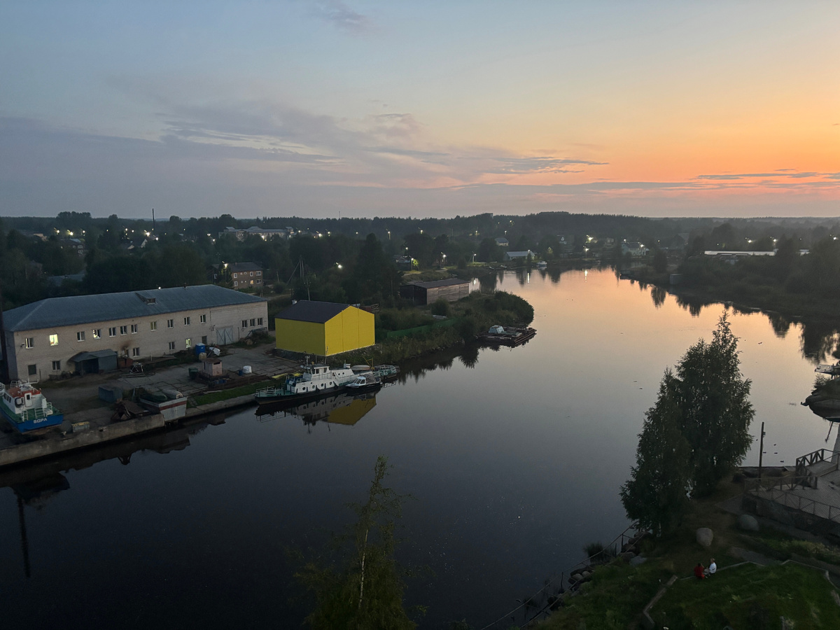 Река Вытегра. Вид из нашей гостиницы