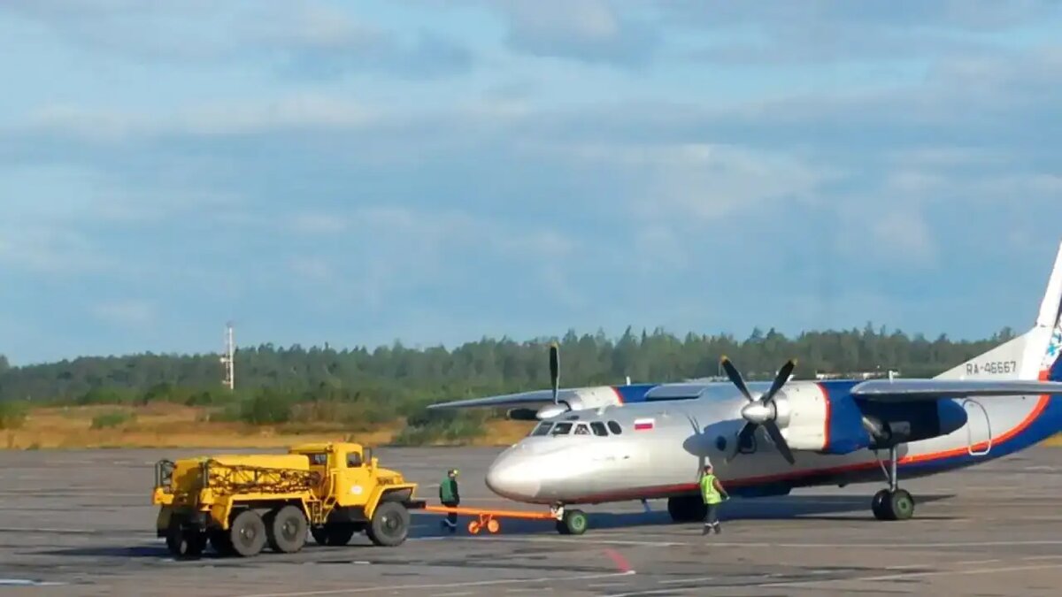    Самолёт Ан-24.