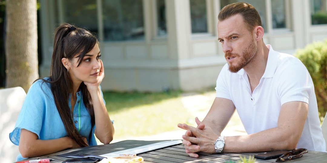 Мои любимые герои сериала «Постучись в мою дверь»: Серкан Болат, Эда Йолдыз и другие/