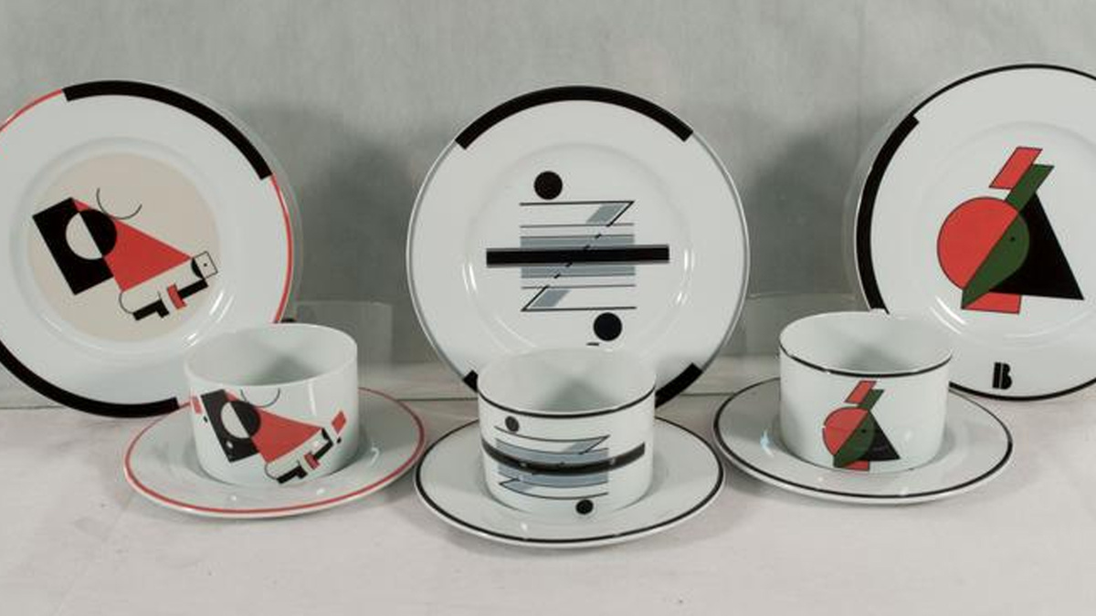 Фарфор Владимира Немухина. Источник: https://clck.ru/3NeQx3