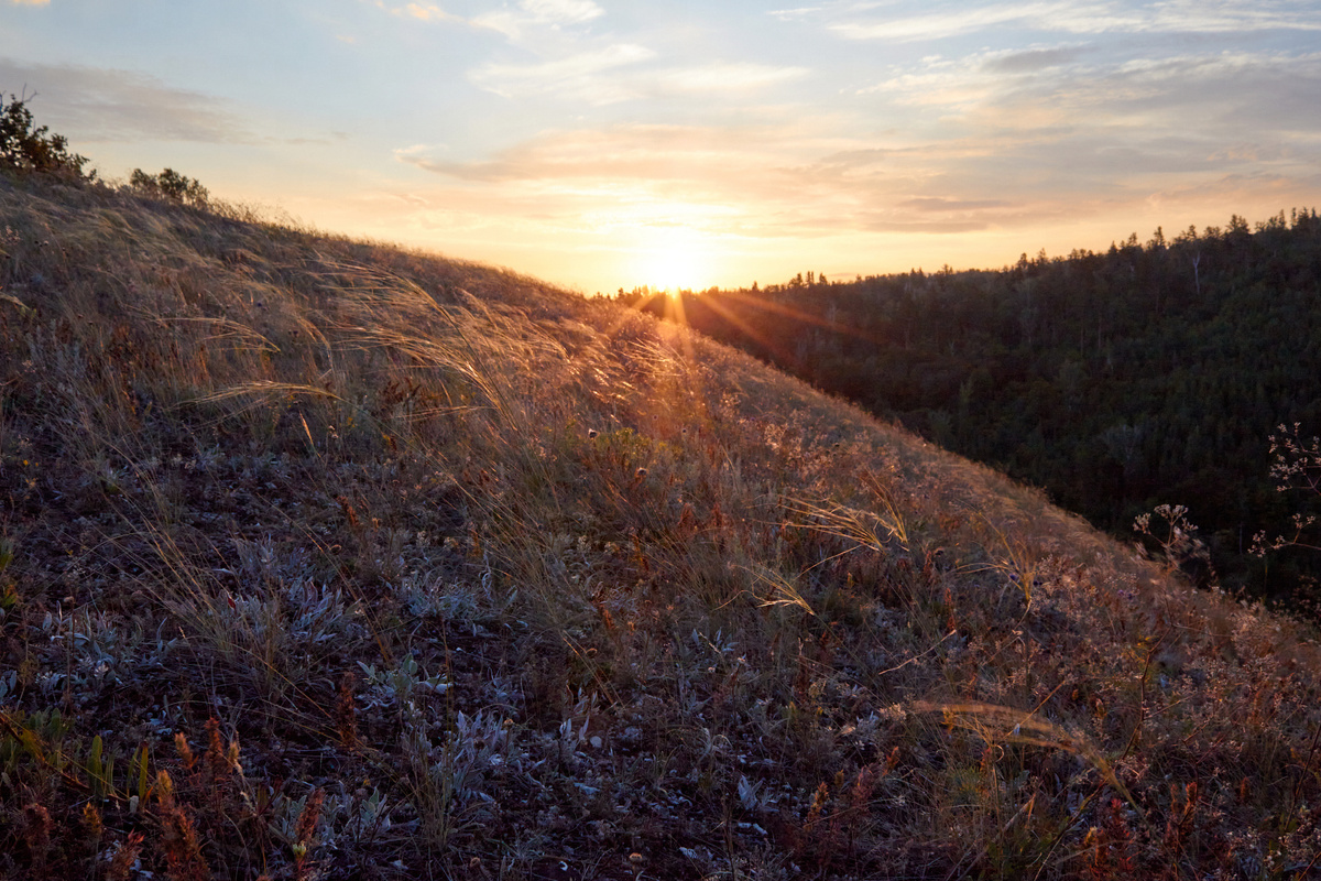 Рассвет на горе Могутовая
