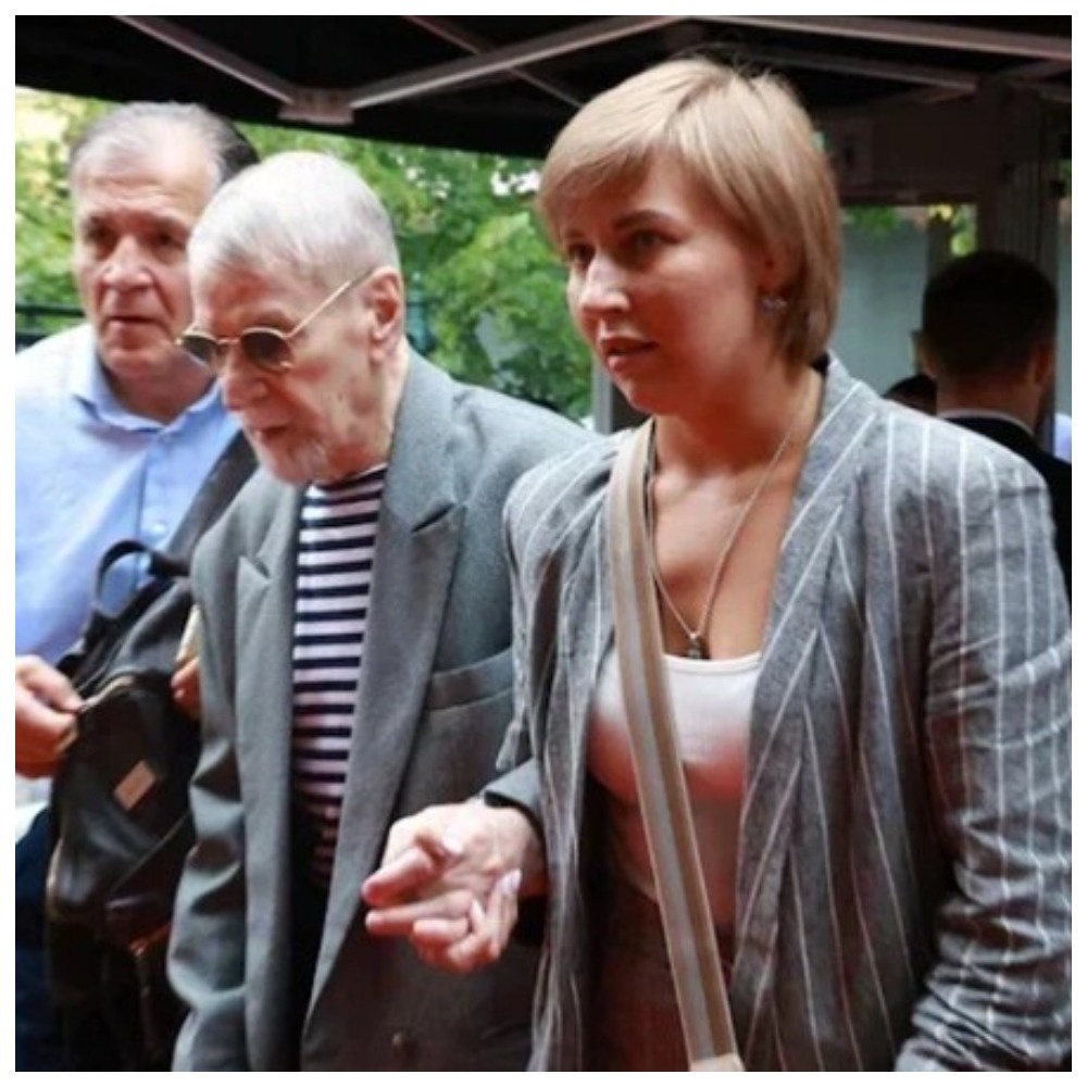 Сиделка Дарья рассказала о последних днях жизни актера