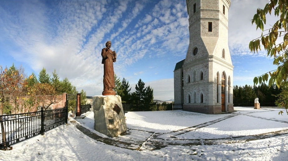 Башня-колокольня с часовней 