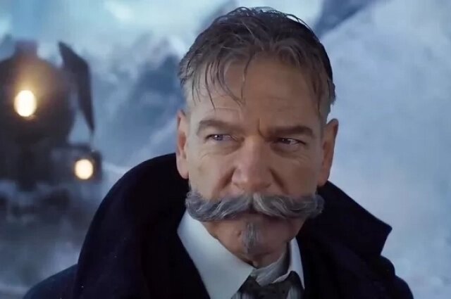    Кеннет Брана исполнил роль Эркюля Пуаро в фильме «Убийство в Восточном экспрессе» (2017). Кадр из фильма