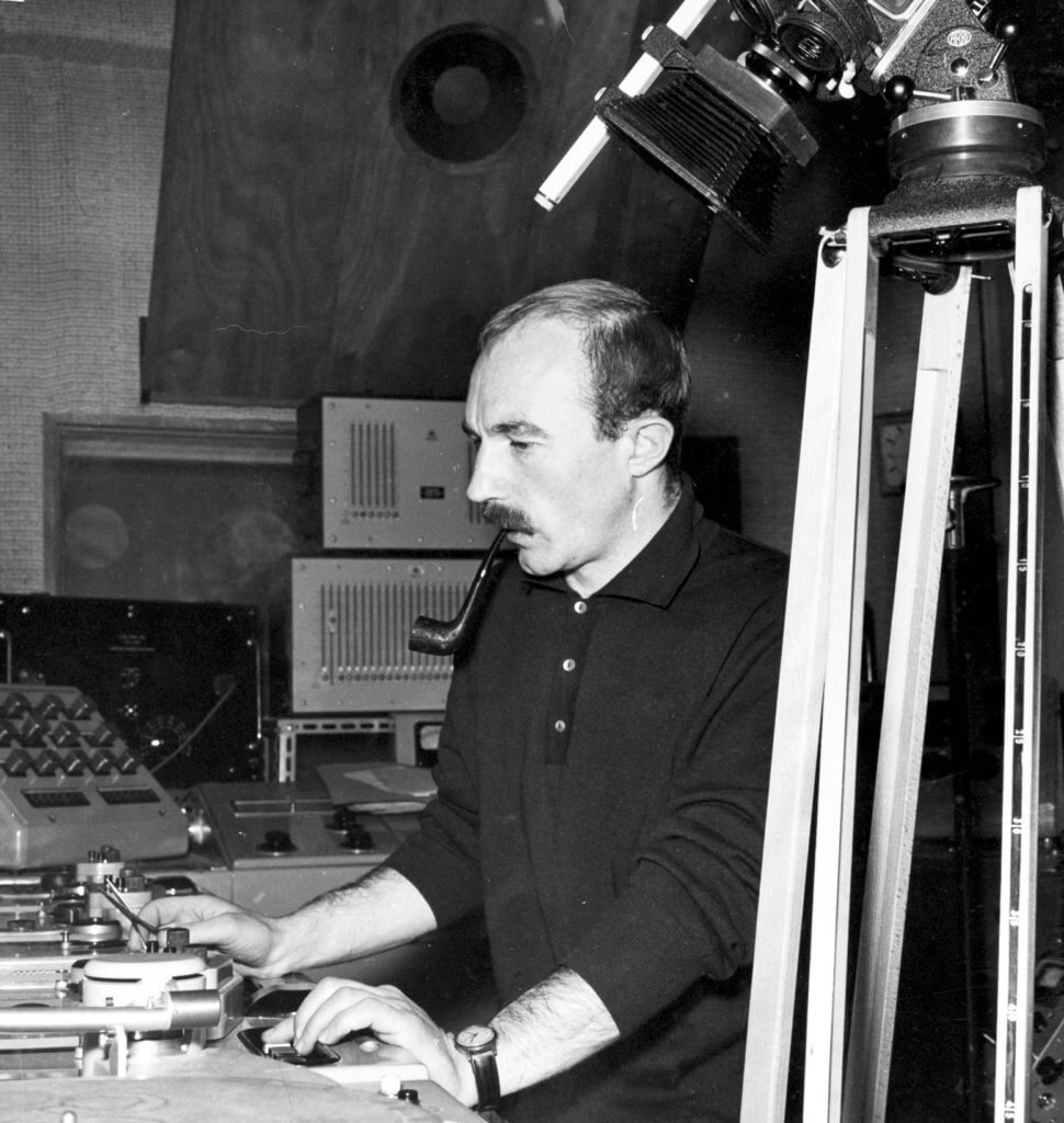 Бернар Пармеджани в домашней студии на Рю де Савойя