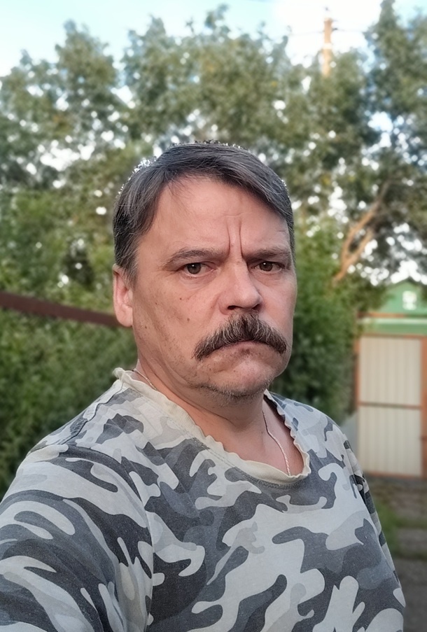 на фото автор