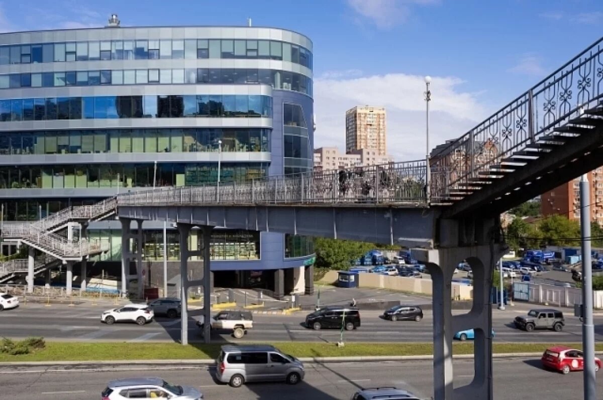    Надземные и подземные переходы Владивостока приводят в порядок