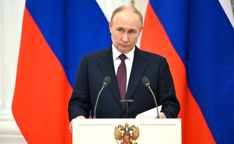 «Пусть рискнет это сделать»: в Госдуме больно укололи кричащего бритаашку об аресте Путина