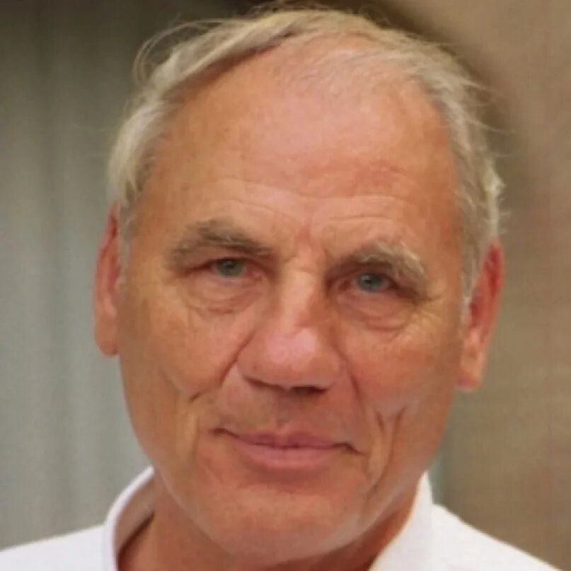 Доктор Райк Хамер.