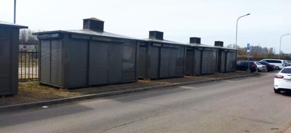 Первые ласточки — госкиоски на Хасанском рынке в апреле 2023 года. Напомним, что рынок находится в управлении города