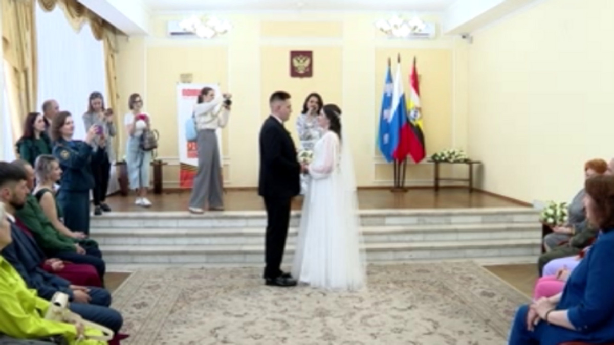    Свадебный бум: в Курской области резко возросло количество регистраций