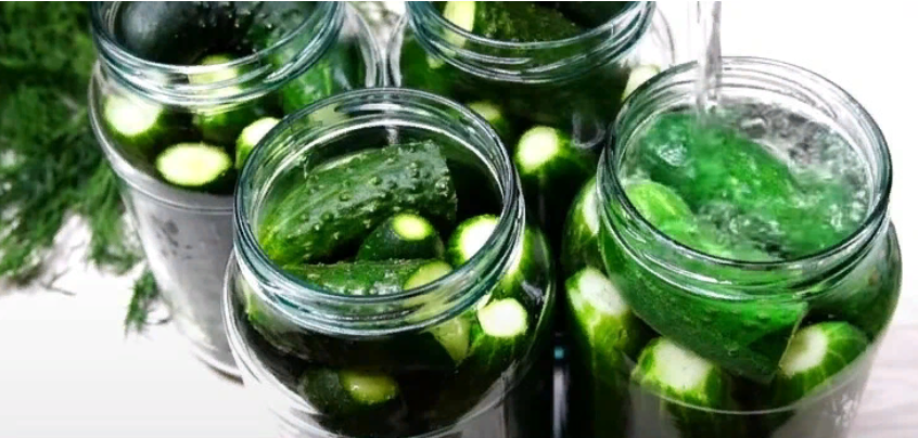 Перепробовала много рецептов, остановилась на самом вкуснейшем (без стерилизации)👉 с хрустинкой и времени не отнимают. Огурцы на зиму