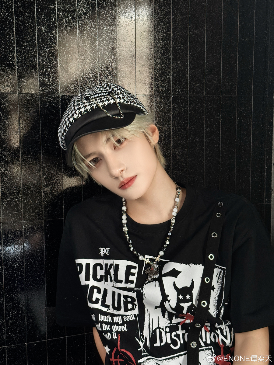 Листайте галерею))