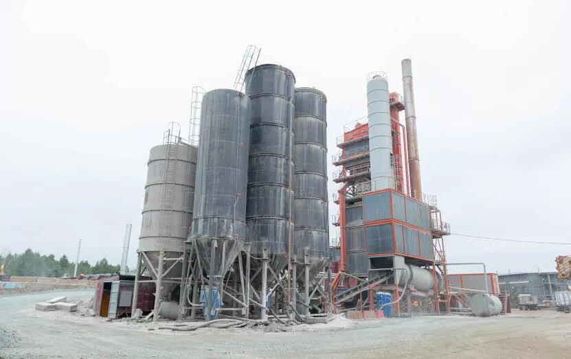    От уральского карьера до набережной Ижевского пруда: как и из чего в Удмуртии делают асфальт