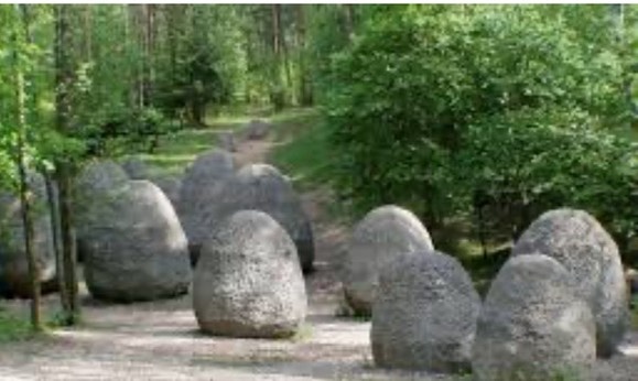 Трованты — уникальные каменные «шарики», которые порой поражают своим необычным видом и загадочным происхождением.