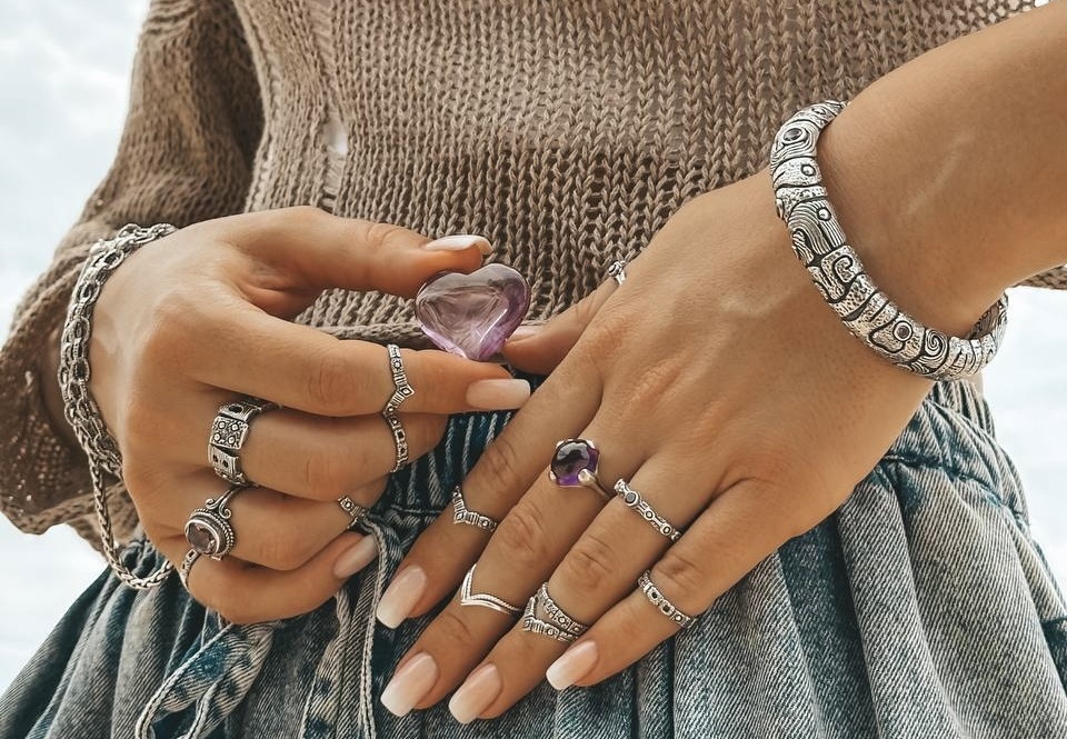 кольцо Эра с аметистом и кольцо Бархат с аметистом