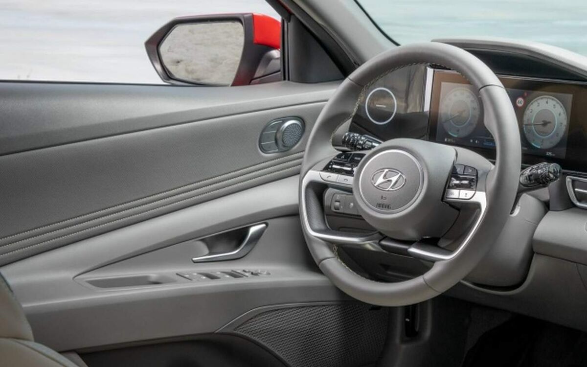    Hyundai может начать выпуск беспилотных и электрических авто в России Фото – Hyundai Russia