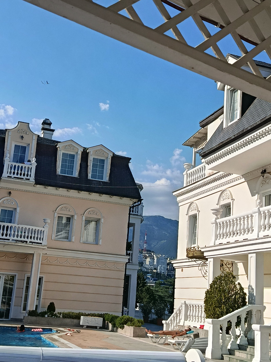 Отель "Чайная горка" в Ялте