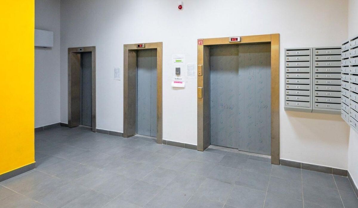     Новый подъезд. Источник: mos.ru Автор фото: Пресс-служба Мэра и Правительства Москвы