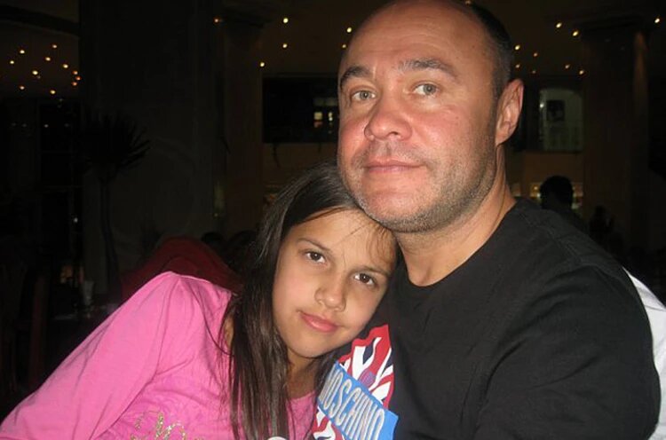 Погибшая девочка с отцом. Фото: архив семьи