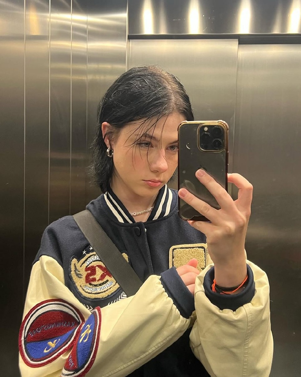 Дочь Михаила Ефремова и Софьи Кругликовой поехала стажироваться в израильскую школу танцев. Фото: Соцсети