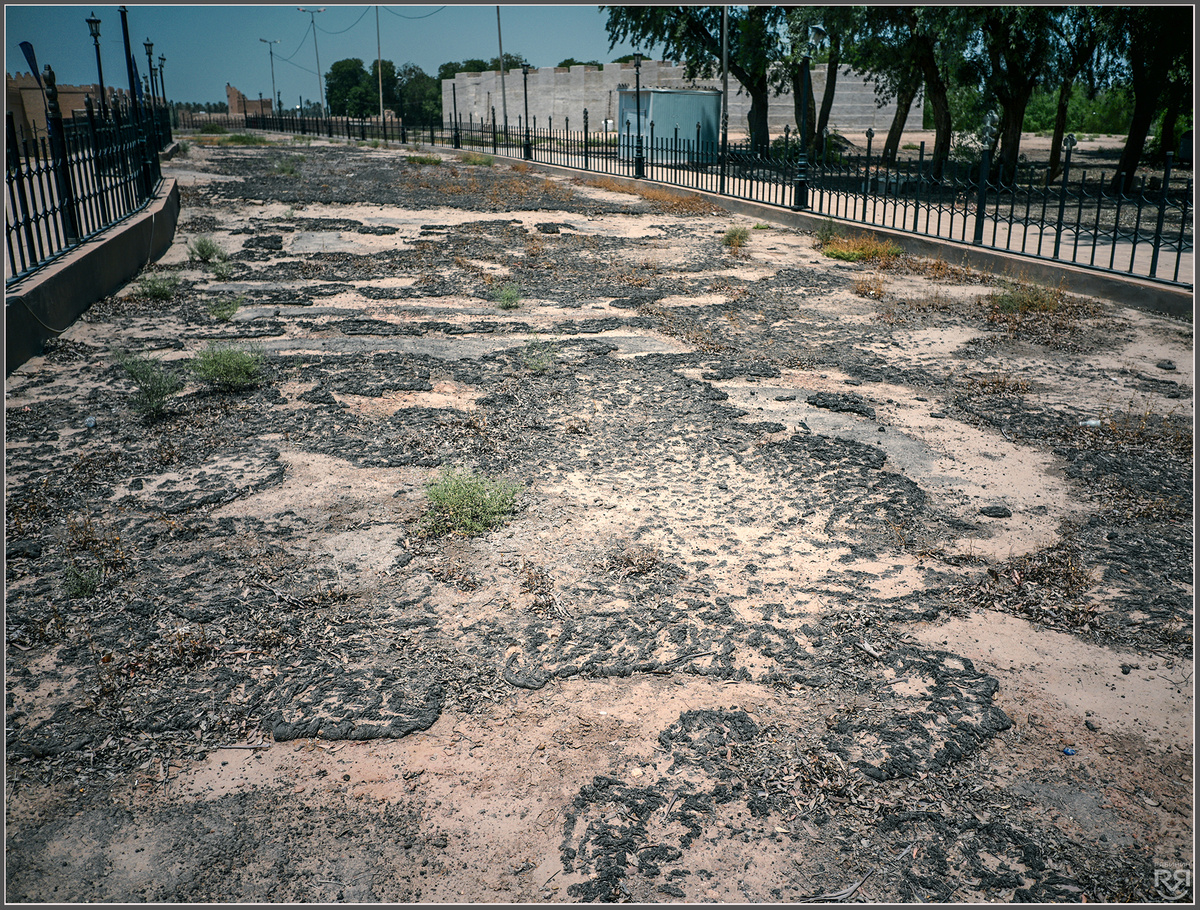 Старая дорога в древнем Вавилоне. Ирак. Фото: Михаил Рябинин