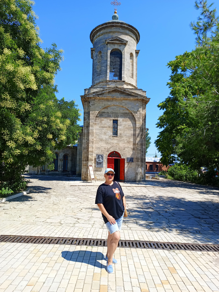 А вы знаете, что в Керчи находится самый древний православный храм в России?