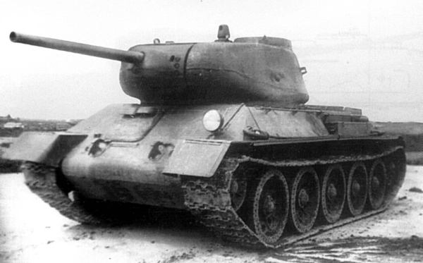 Танк Т-43 собственной персоной. Фотография в свободном доступе.