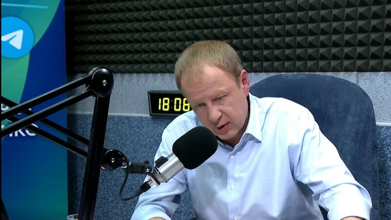     Виктор Томенко, прямая линия. Стоп-кадр