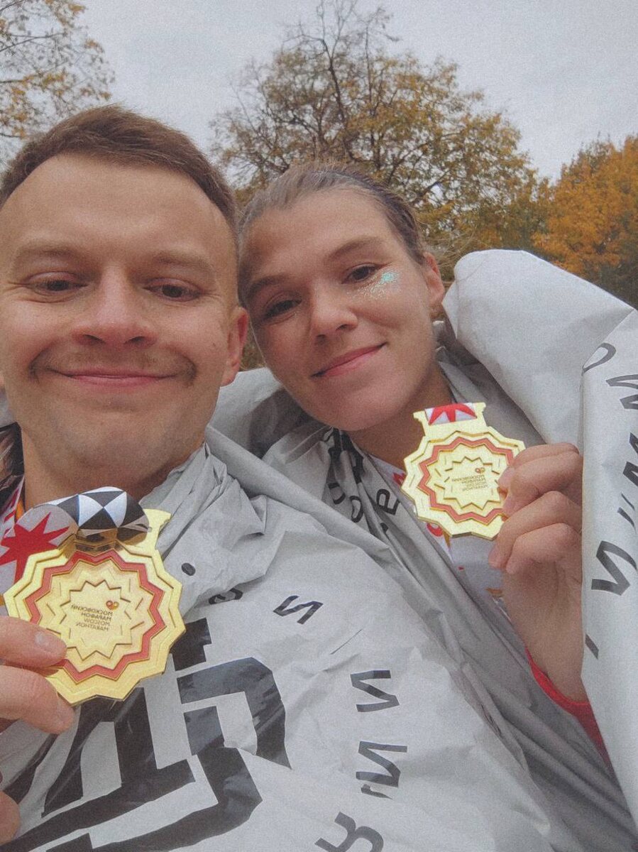 Настя с мужем Алексеем